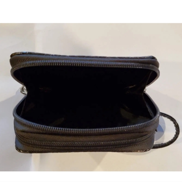 Guess Brown Wristlet Card Holder Wallet 5 X 4 - Picture 5 of 8